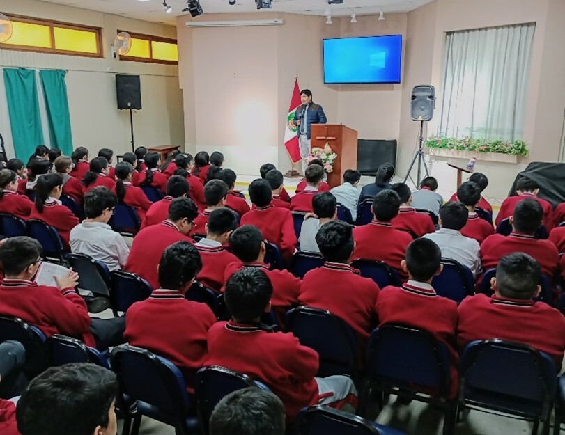DEVOCIONALESYCAPILLAS 1